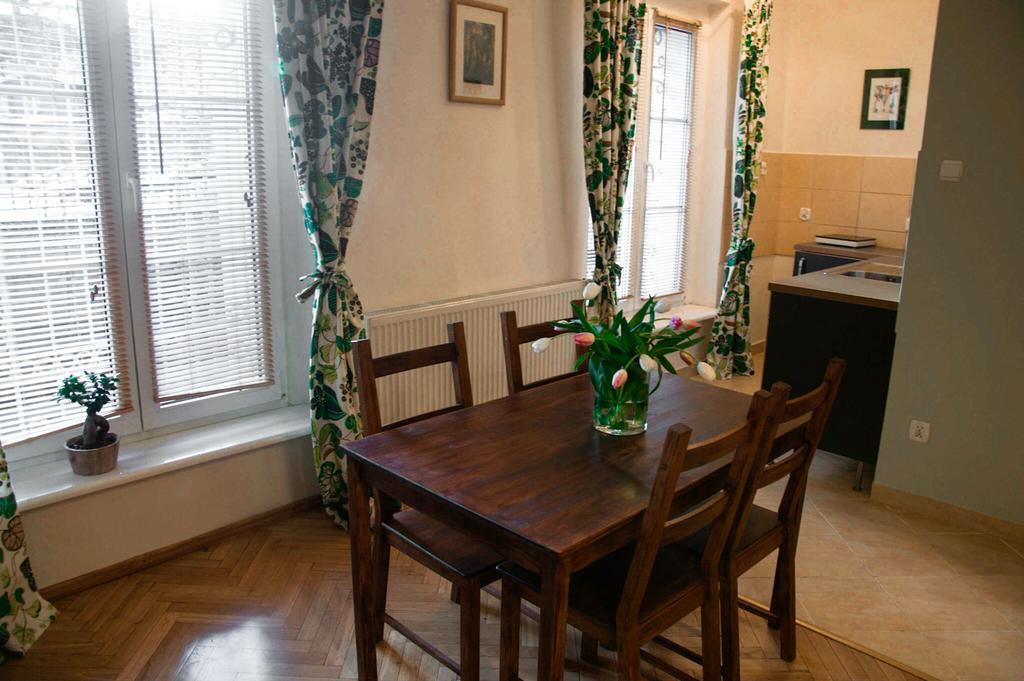 Apartamenty Stary Rynek Paderewskiego 포즈난 외부 사진